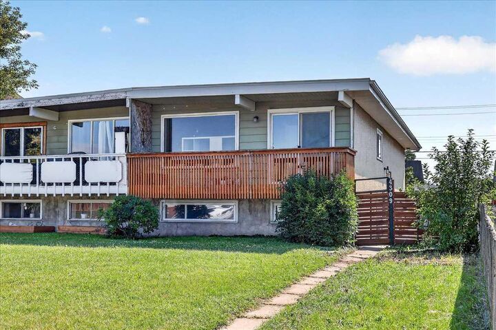 4309 26 Avenue SE — photo 1