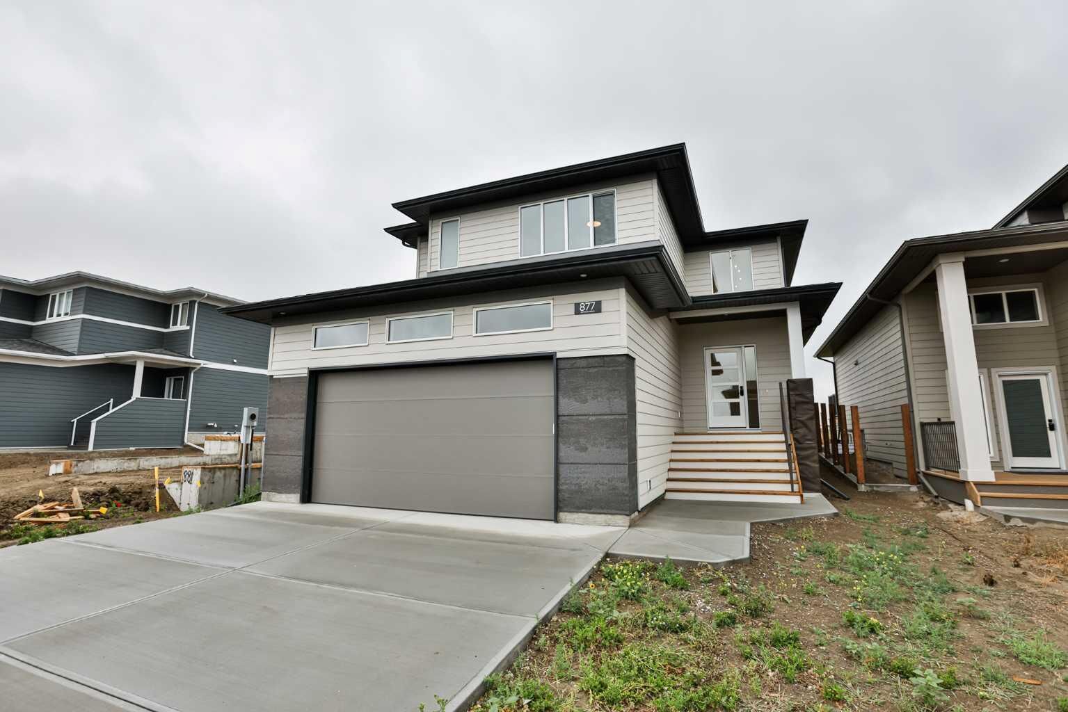 Property Photo: 877 Devonia Circle W AB T1J 5W3