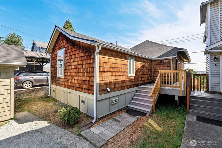 Property Photo: 4205 34th Avenue S WA 98118