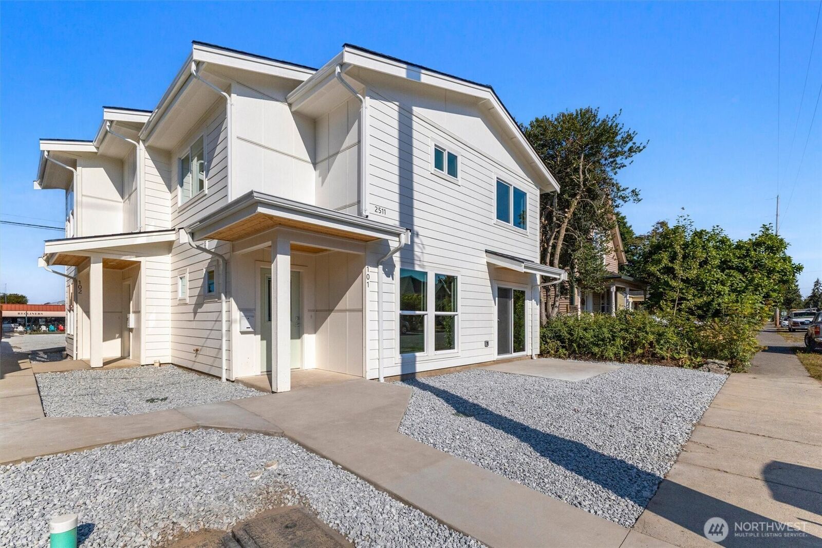 Property Photo:  2511  Peabody Street  WA 98225 