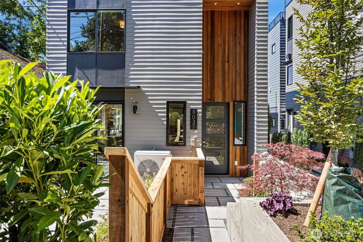 Property Photo:  8037  Wallingford Avenue N  WA 98103 