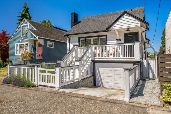 Property Photo:  6525  3rd Avenue NW  WA 98117 