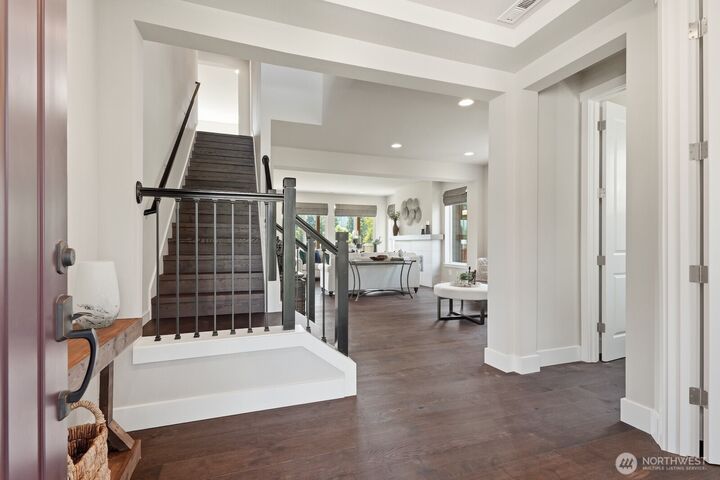 Property Photo:  353  Zemp Way NE  WA 98045 