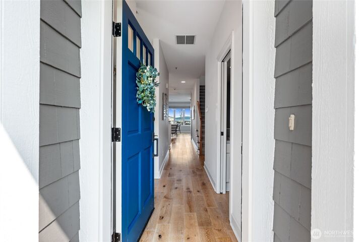 Property Photo:  2405 N 30th Street 6  WA 98407 