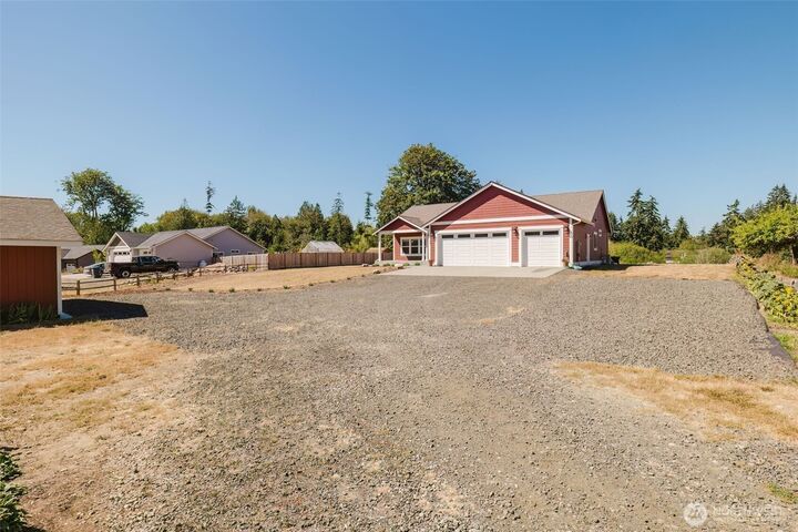 Property Photo:  1726  Lilypad Place E  WA 98366 