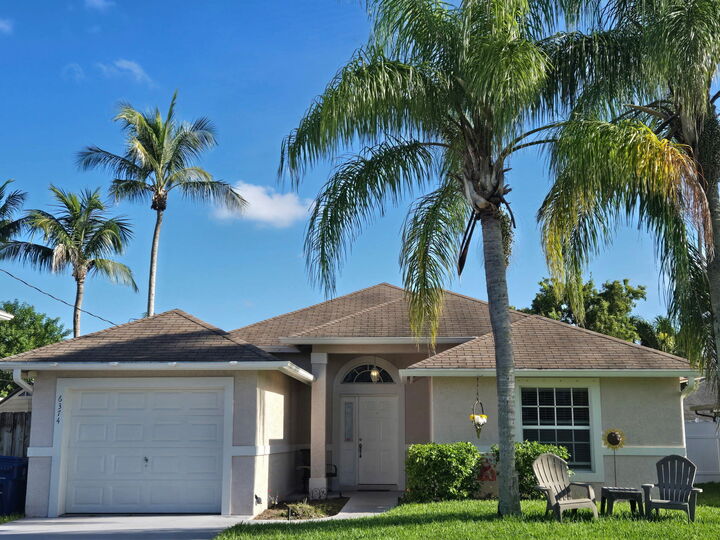 Property Photo: 6374 Robinson Street FL 33458