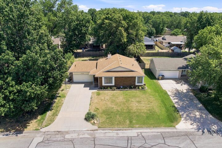 Property Photo:  1518 N Covington  KS 67212 