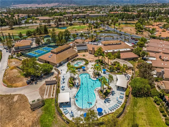 Property Photo:  40106 Colony Drive  CA 92562 