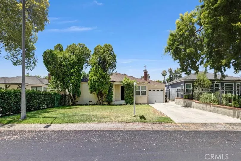 Property Photo:  6217 Farmdale Avenue  CA 91606 