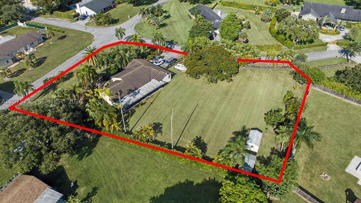Property Photo: 16880 SW 278th St FL 33031