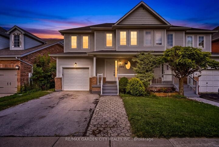 401 Wright Crescent — photo 1