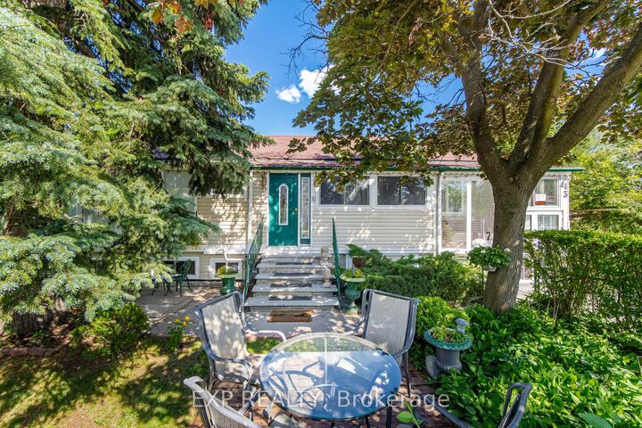 Property Photo: 43 Ridgemoor Avenue ON M1N 1M5