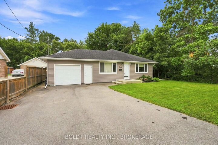 Property Photo:  8166 Thorold Stone (Main) Road  ON L2H 1A6 