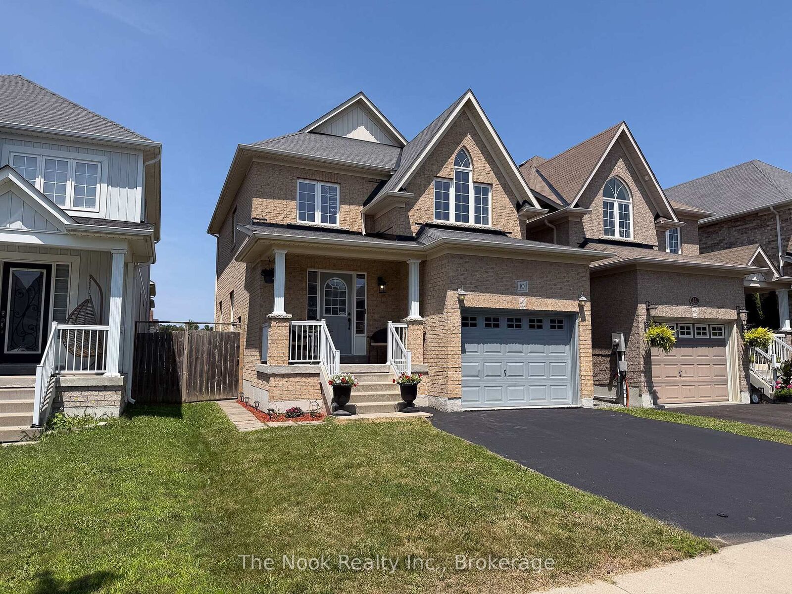 Property Photo: 10 Broome Avenue ON L1E 0B1