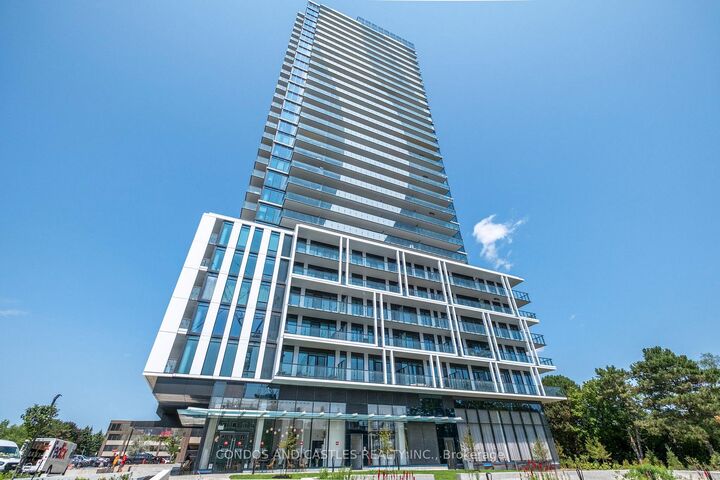 Property Photo: 29 Green Trail Court 1511 ON M2K 0J9
