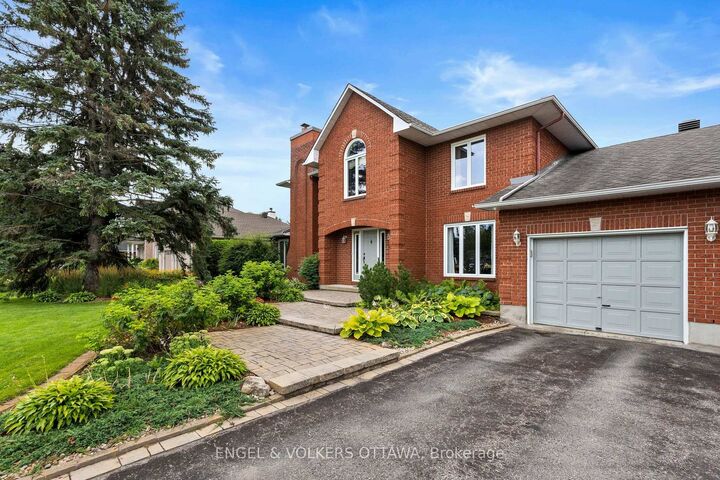 Property Photo: 1088 Bravar Drive ON K4M 1G3