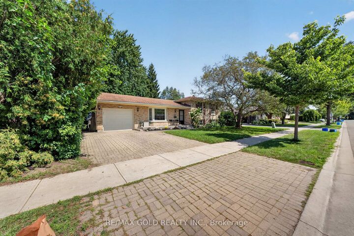 Property Photo: 670 Grenfell Drive ON N5X 2C5