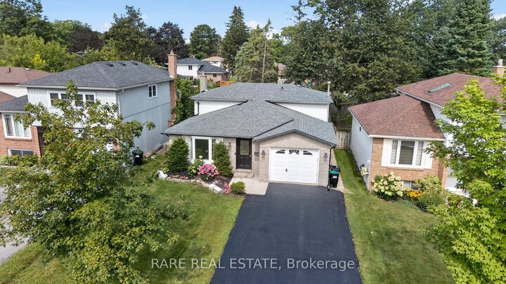 Photo de la propriété:  46 Ridgeway Avenue  ON L4N 5L2 
