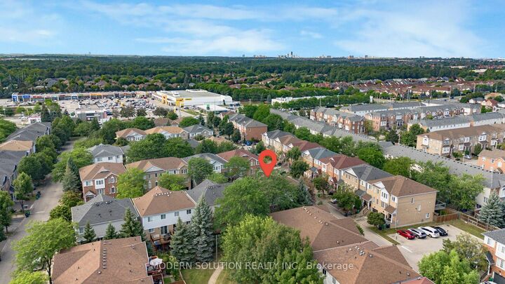 Property Photo: 1480 Britannia Road W 133 ON L5V 2K4