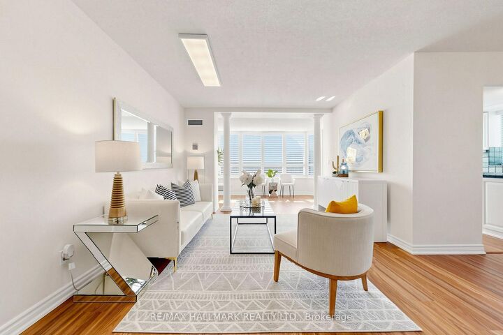 33 Weldrick Road E 210 — photo 1