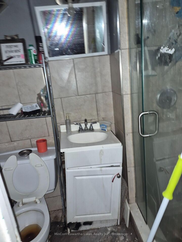 Property Photo: 467 Albert Street ON K9J 4N6