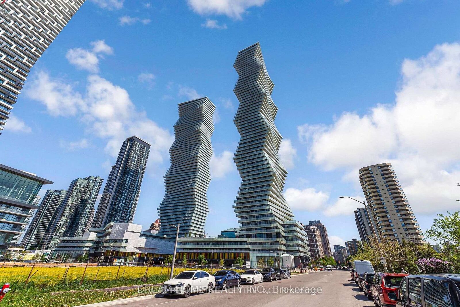 Property Photo:  3883 Quartz Road 1504  ON L5B 0M4 
