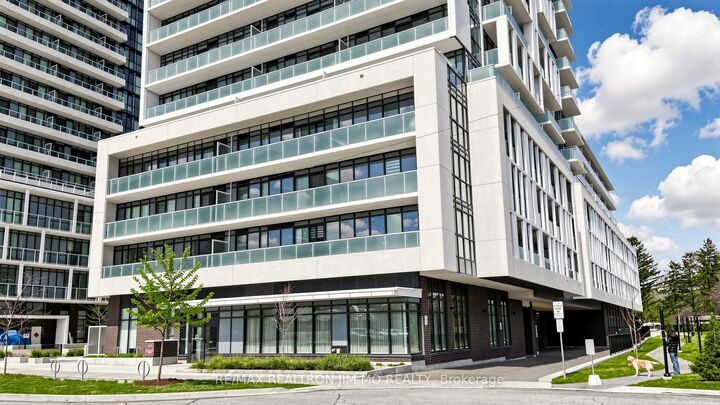Property Photo: 188 Fairview Mall Drive 522 ON M2J 0H7