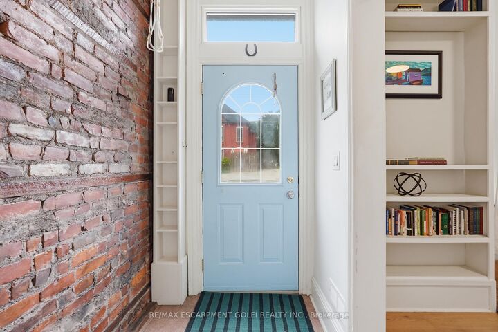 Property Photo:  356 Hughson Street  ON L8L 4N1 