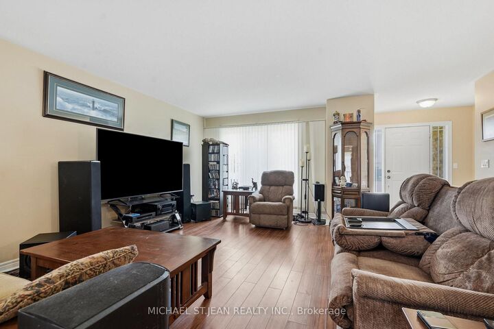 Property Photo:  58 Saturn Road  ON L3K 6E1 