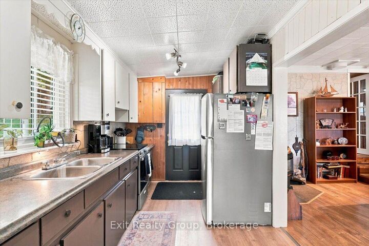 Property Photo:  82 Canal Road  ON K0L 1L0 