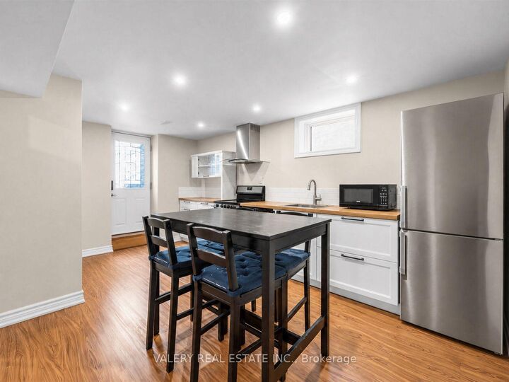 Property Photo:  12 Arkley Crescent Lower #2  ON M9R 3S3 