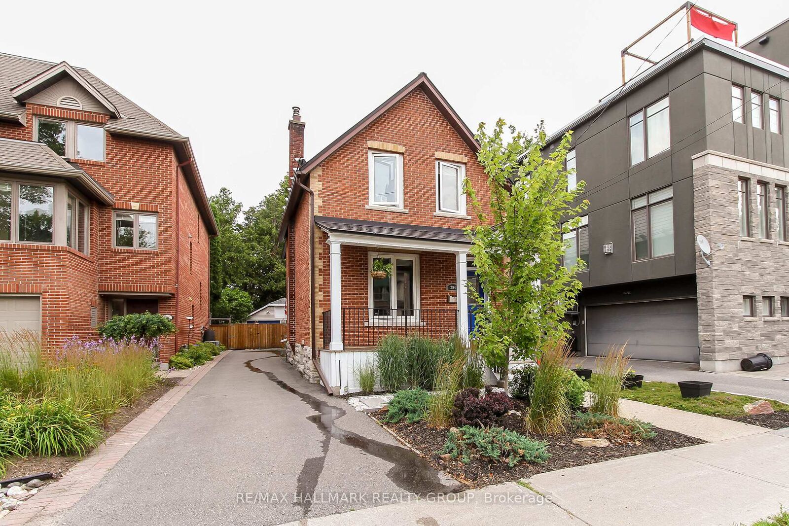 Property Photo:  294 Crichton Street  ON K1M 1W4 