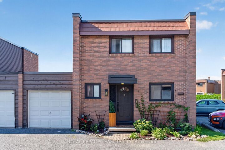 3 F Arnold Drive — photo 1
