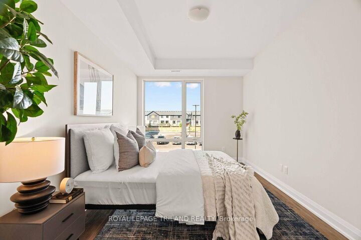Property Photo:  865 Kleinburg Drive 215  ON N5X 0P4 
