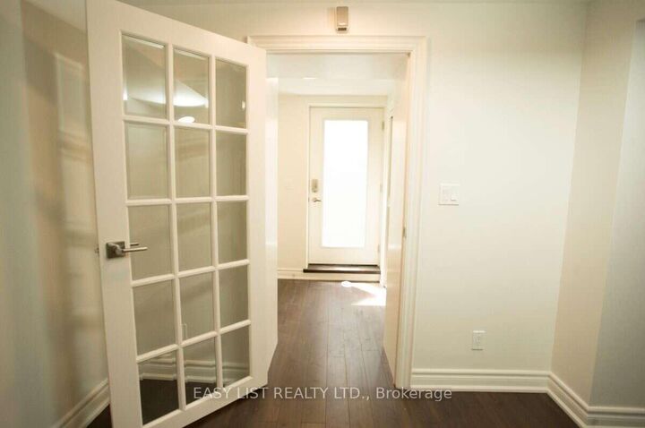Property Photo:  2 Princess Anne Crescent  ON M9A 2N8 