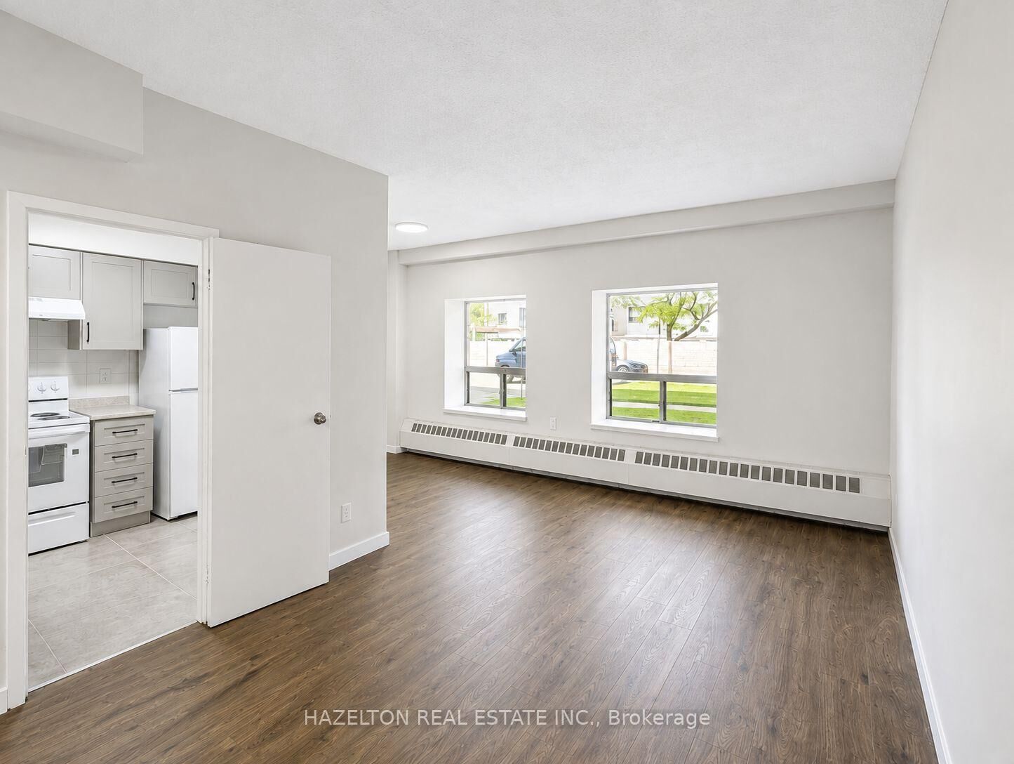 Property Photo:  57 Parkwoods Village Drive 102  ON M3A 2X3 