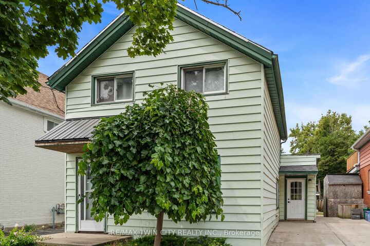 Property Photo: 126 Cayuga Street ON N3S 1X4