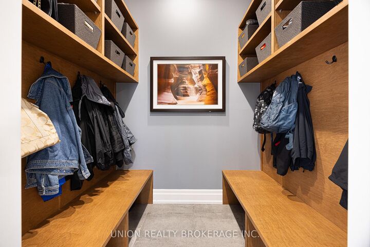 Property Photo: 400 Rouge Hills Drive ON M1C 2Z5