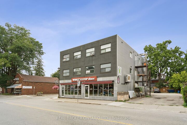 Property Photo: 1 Elgin Street N #1B ON L7J 2B2
