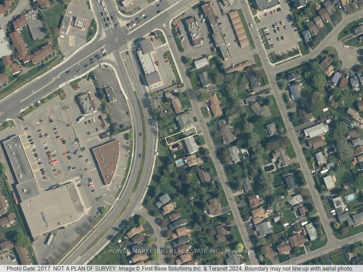 Property Photo: 988 Laporte Street ON K1J 7B4