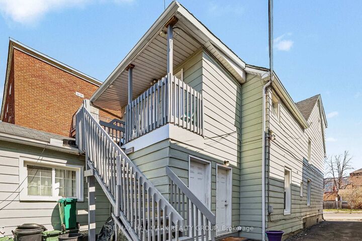 Photo de la propriété: 64 Cobourg Street 2 ON K1N 8G8