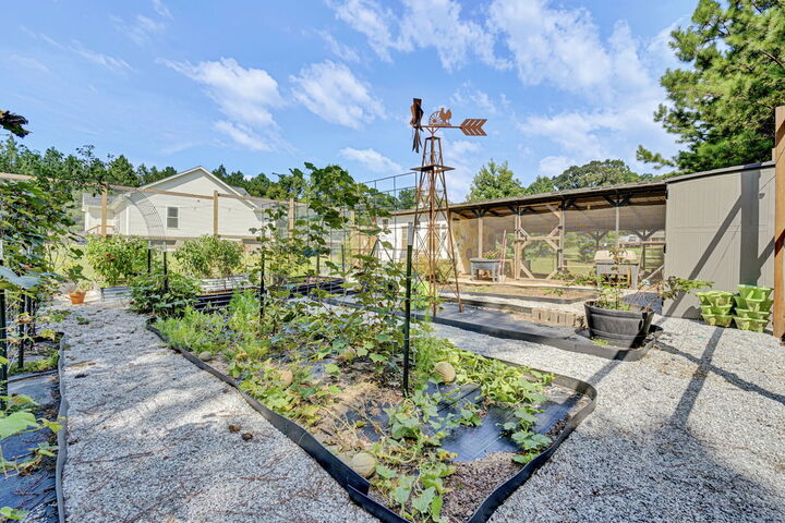 Property Photo:  620 Daventon Road  SC 29654 