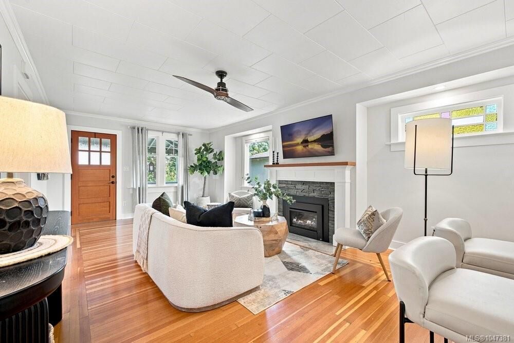 Property Photo:  4034 Zinnia Rd  BC V8Z 4W3 