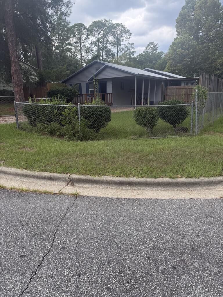 Property Photo: 601 SE South Maple Street GA 31705