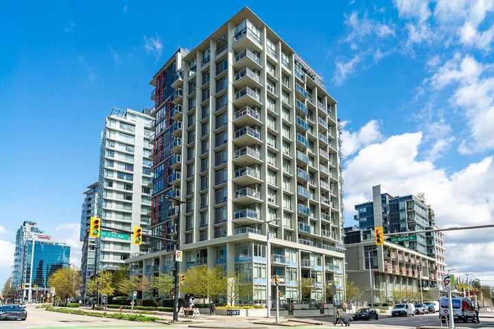 111 E 1st Avenue 1609 — photo 1