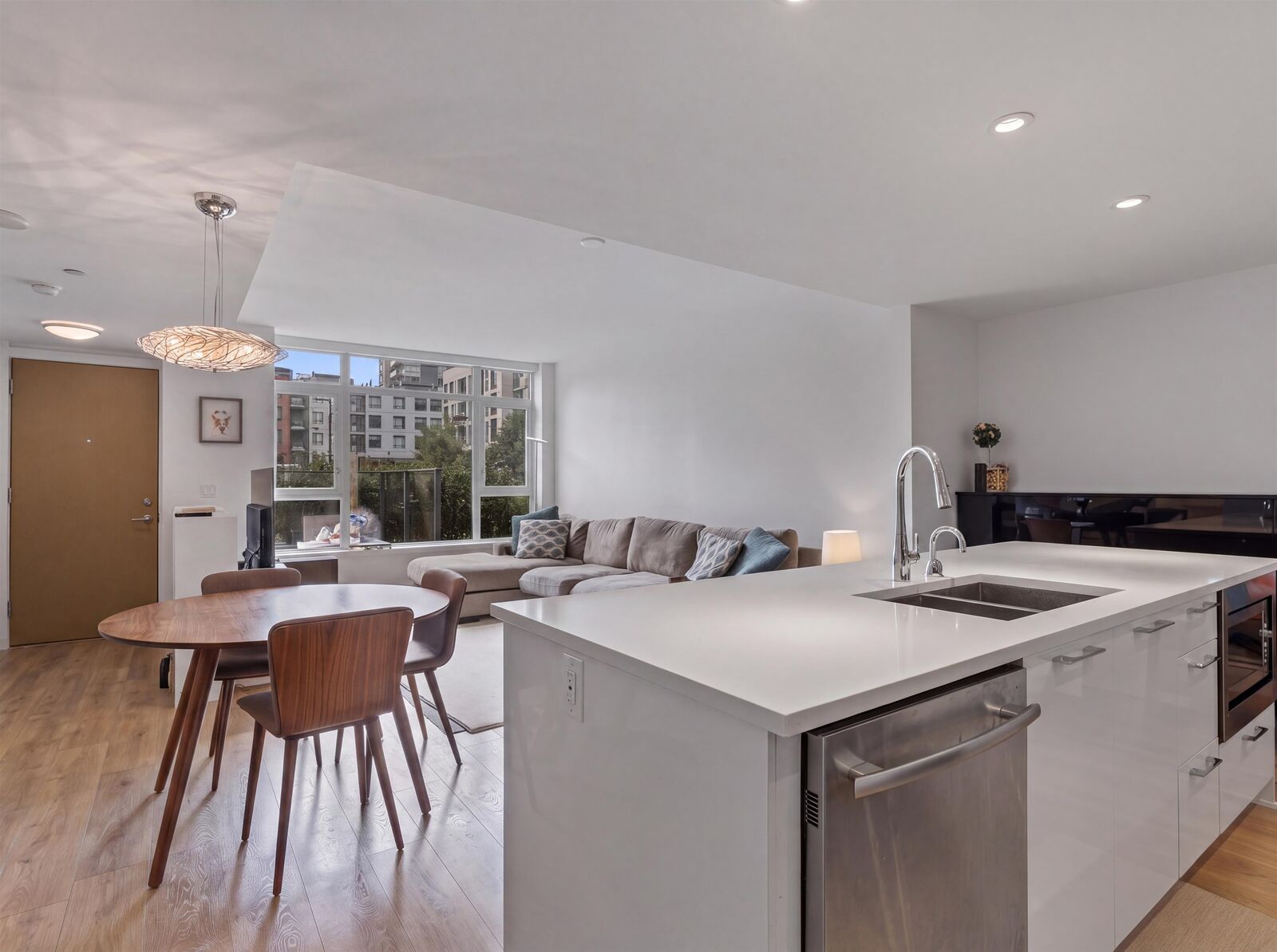 Property Photo: 3565 Sawmill Crescent Th112 BC V5S 0E2