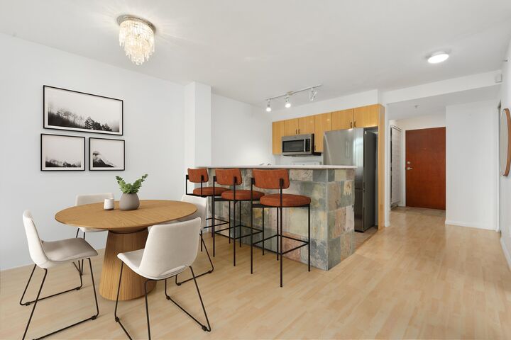 Property Photo:  2763 Chandlery Place 1201  BC V5S 4V4 