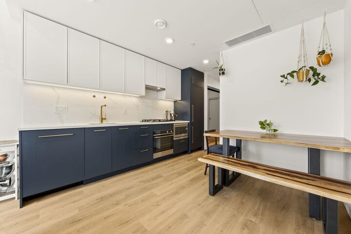Property Photo:  600 Rochester Avenue 502  BC V3K 0K1 