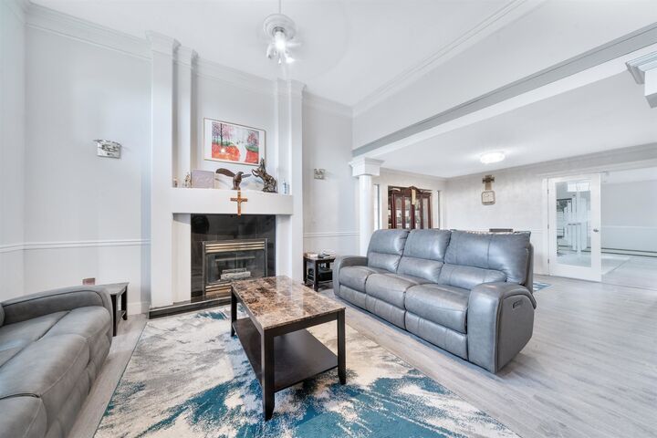 Property Photo: 14339 74A Avenue BC V3W 4C6