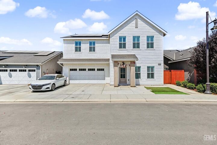 Property Photo:  3321 Twin Knolls Lane  CA 93263 